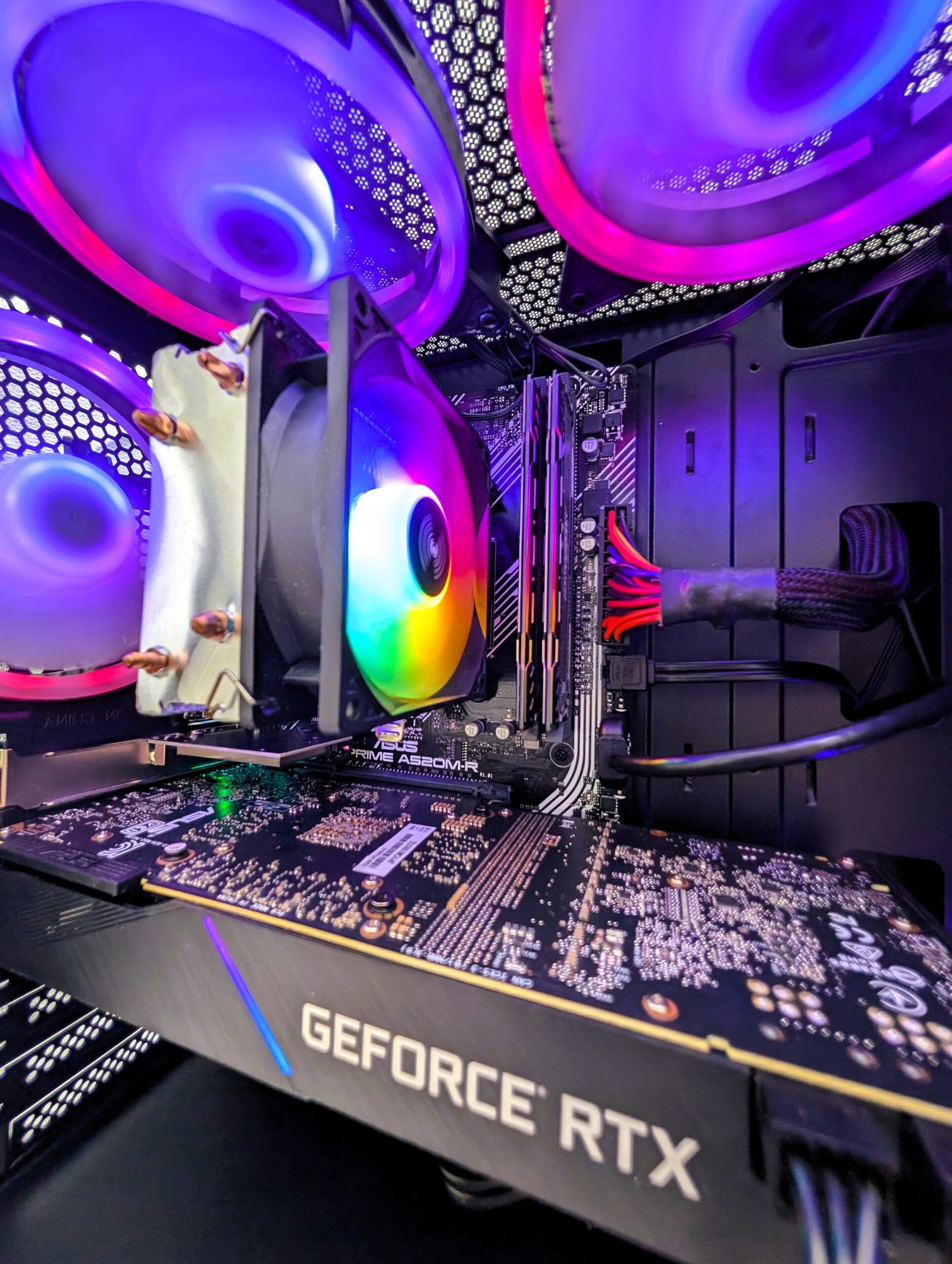 Ryzen 5 5500/16GB/480GB/RTX 2080 8GB (RENOVERAD) (Kopija) (Kopija)