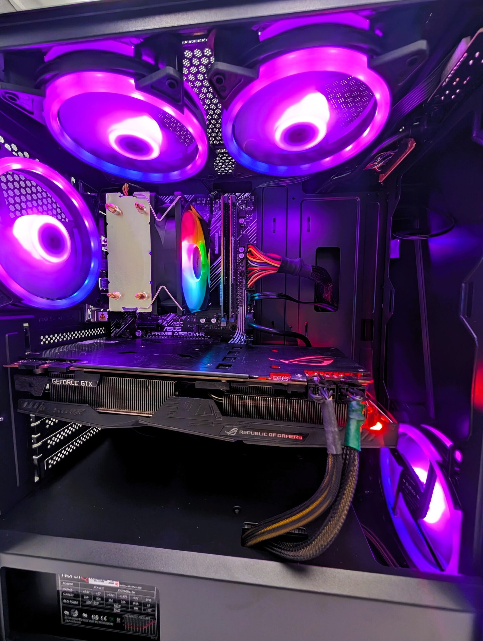 Ryzen 5 5500/16GB/480GB/RTX 2080 8GB (RENOVERAD) (Kopija) (Kopija) (Kopija)