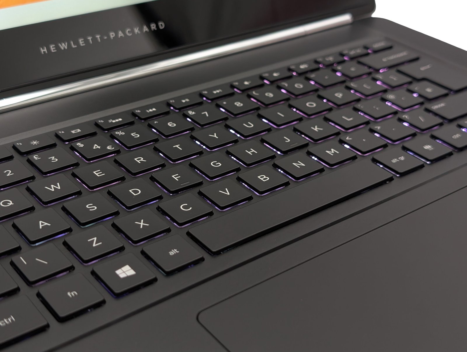 PXL_20260703_110943987 HP OMEN Pro 15/i7-4870HQ/16GB/512GB/Quadro K1100M (RENOVERAD)