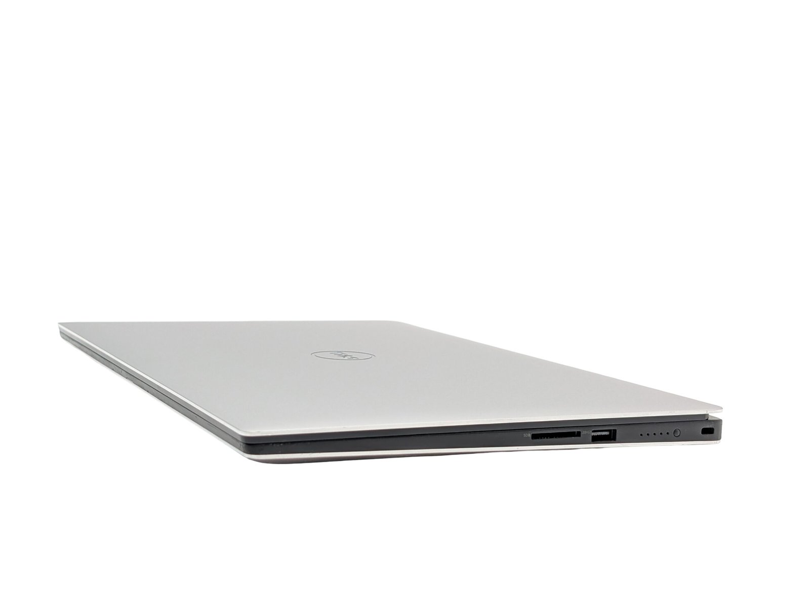 PXL_20260921_084820074 Dell XPS 15 9560 / i7-7700HQ / 16GB / 256GB / GTX 1050 4GB (RENOVERAD)