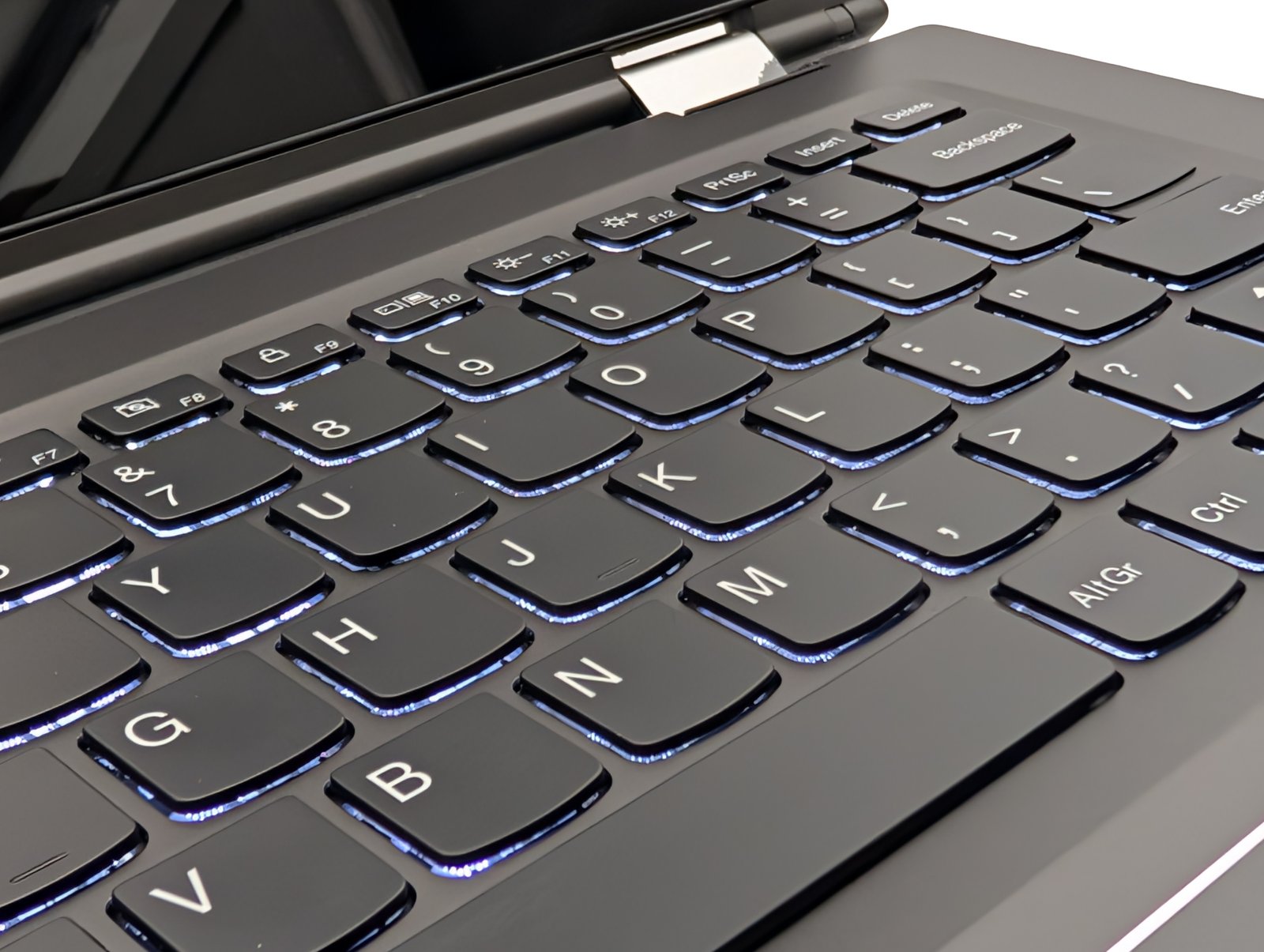 PXL_20260922_101114302 Lenovo Yoga 510-14ISK / i3-6006U / 8GB / 120GB (RENOVERAD)